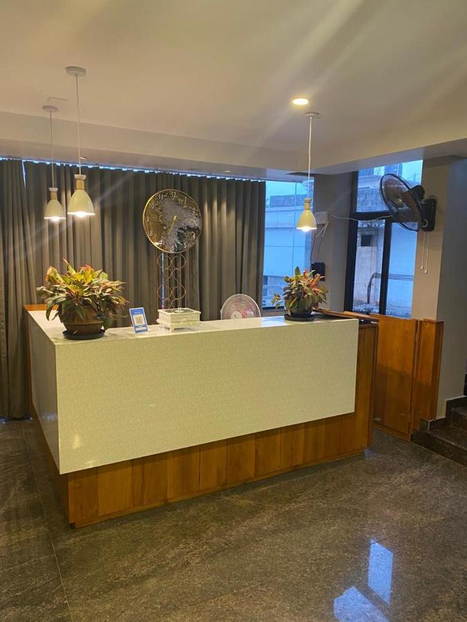 Luxe Inn 칸누르 외부 사진